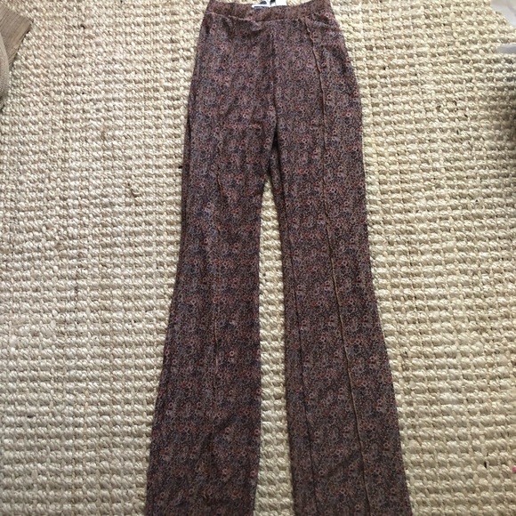 Mistress Rocks Empower floral pants - Picture 4 of 7